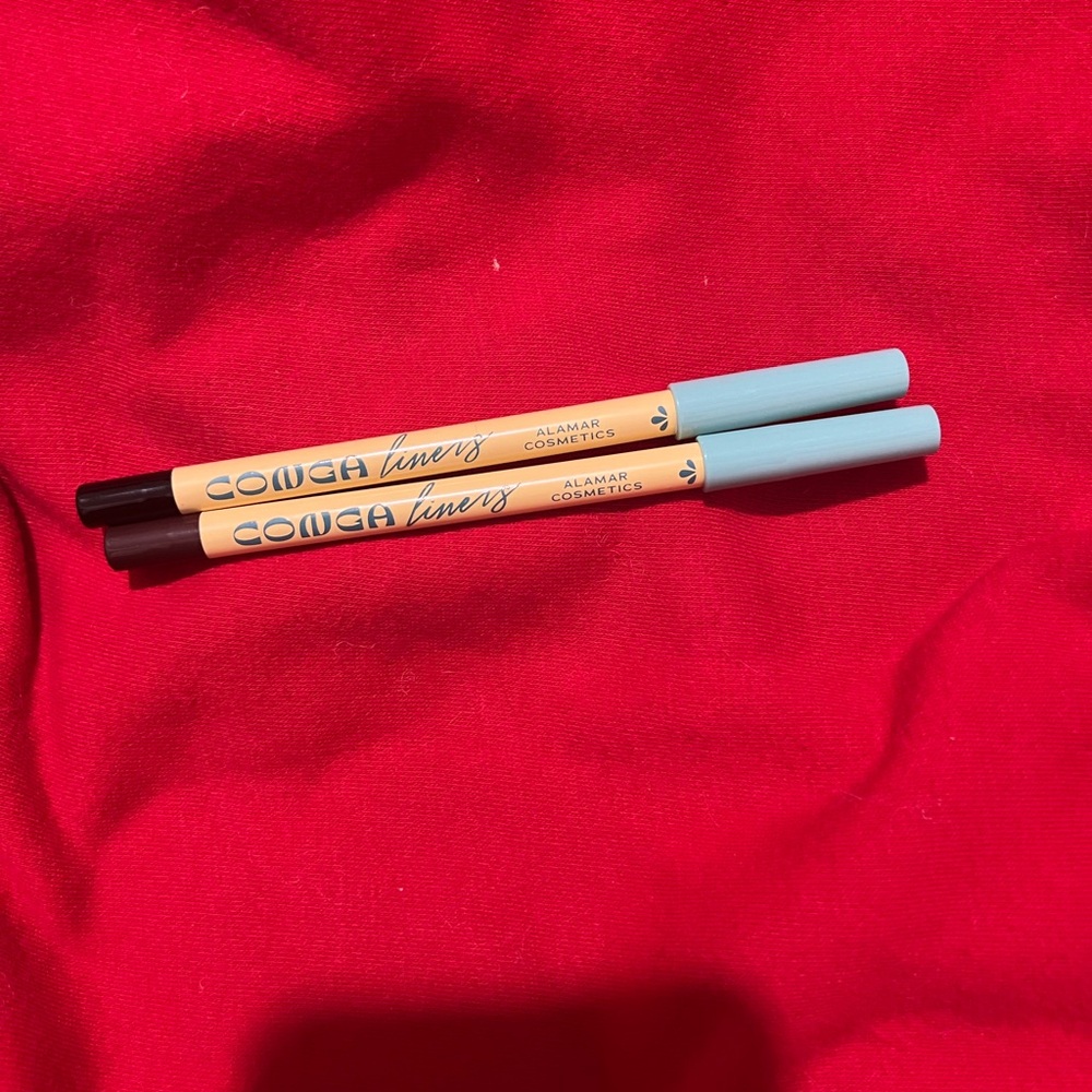 Alamar Cosmetics Lip Liner Duo - Black and Blue